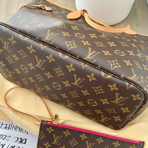 SOLD on EMT Louis Vuitton Neverfull MM - Picture 9 of 11